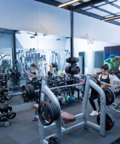 Lắp đặt gương phòng tập võ