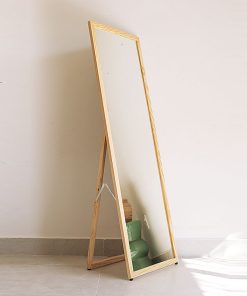 Gương soi toàn thân khung gỗ chân dựng