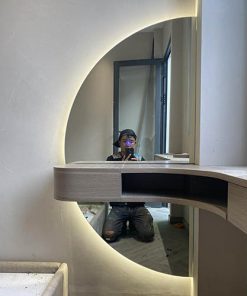 Gương soi đèn led hình bán nguyệt